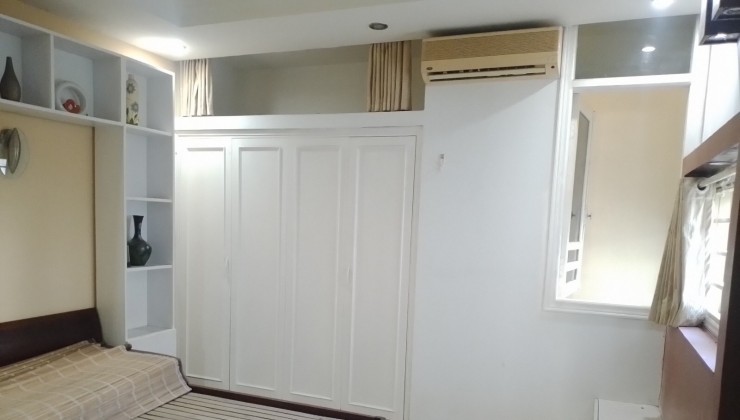 Bán nhà mặt phố Ngô Quyền, Hà Đông 32m2, 5 tầng KINH DOANH, Ngõ thông.